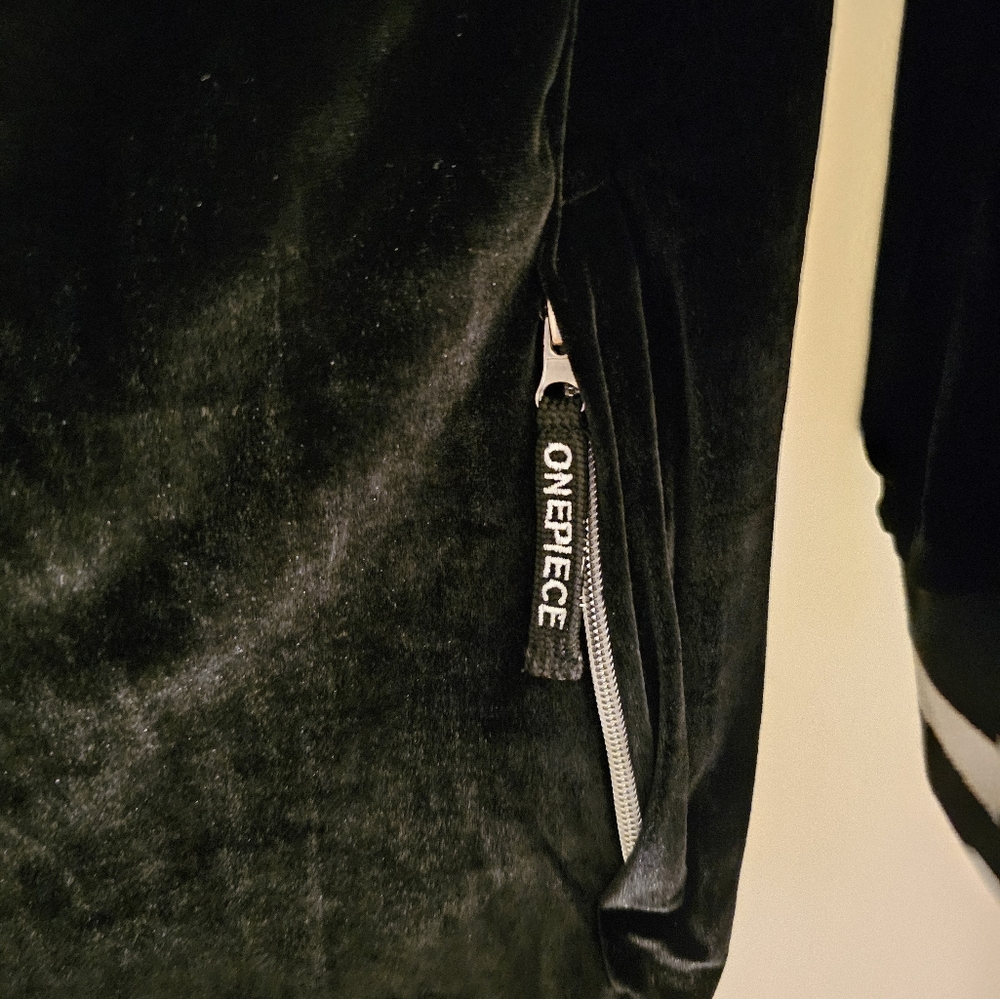 Onepiece Unisex Velour Jumpsuit XL - Picture 7 of 10